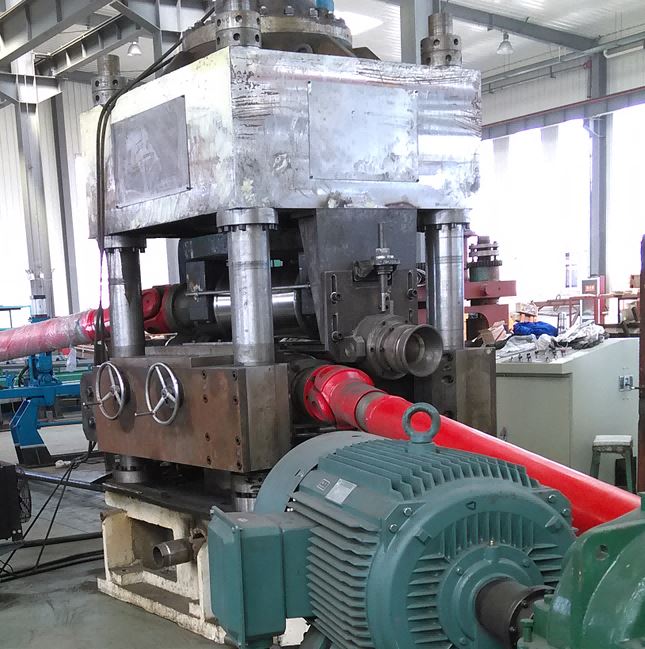 Tour entièrement automatique sans centre de machine d'épluchage de barre de commande numérique par ordinateur pour les barres d'acier de grand diamètre Wxc255s